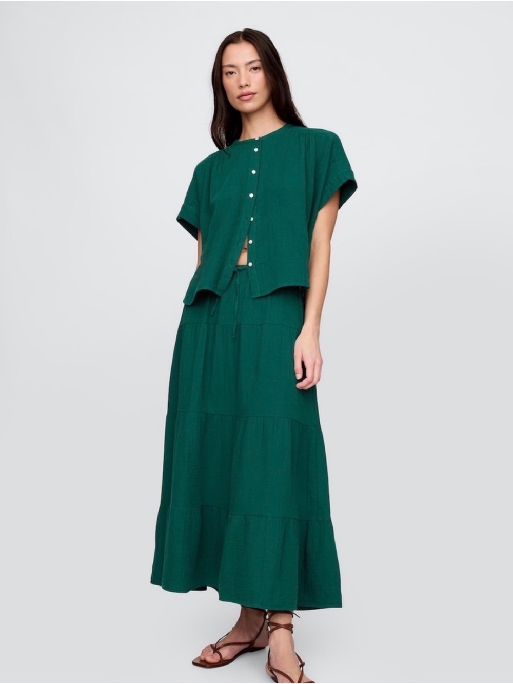 NWT GAP Emerald Green Tiered Maxi Skirt and matching Gap Shortsleeved Top